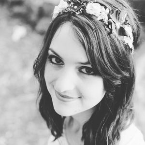 Meet your Posher, Corrie